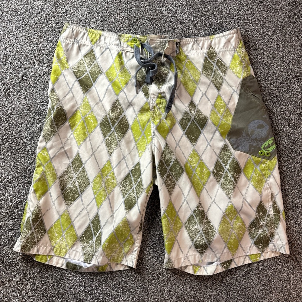 Vintage Split Board Shorts Size XL Men Diamond Pattern Skull Pocket